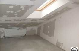 Apartament 82 mp cu scara interioara !!!