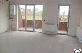 Apartament 82 mp cu scara interioara !!!