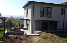 Casa moderna de vanzare 174 mp utili, 700 mp teren, panorama si expunere sudica!