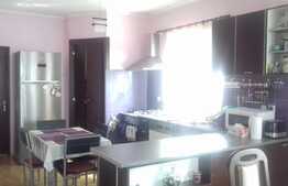 Casa de vanzare 140 mp, teren 600 mp, expunere sudica!