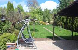 Casa de vanzare 140 mp, teren 1.000 mp, zona de case!