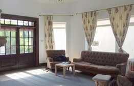 Casa de vanzare 140 mp, teren 1.000 mp, zona de case!