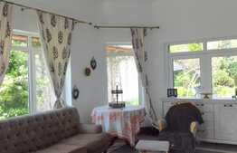 Casa de vanzare 140 mp, teren 1.000 mp, zona de case!