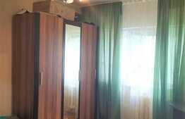 Apartament 3 camere, 82.50 mp, decomandat, pivnita, garaj in zona strazii Donath