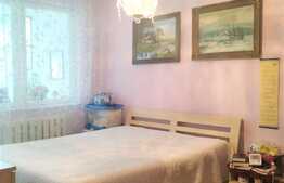 Apartament 3 camere, 82.50 mp, decomandat, pivnita, garaj in zona strazii Donath