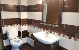 Apartament 2 camere, decomandat, 54 mp, loc parcare, zona strazii Sesul de Sus!