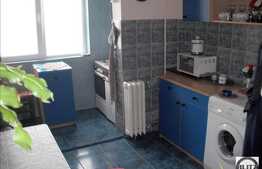 2 camere decomandate + boxa la subsol!