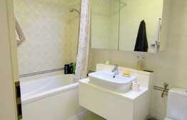 Apartament LUX! 3 camere, 59 mp, parcare! Zona Terra!