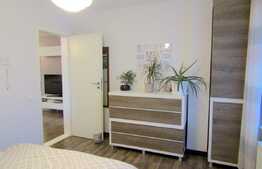 Apartament LUX! 3 camere, 59 mp, parcare! Zona Terra!