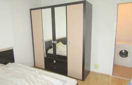 Liniste ! Spatiu verde ! Etaj intermediar ! Orientare sudica ! Zona strazii Iugoslaviei ! 