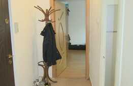 Liniste ! Spatiu verde ! Etaj intermediar ! Orientare sudica ! Zona strazii Iugoslaviei ! 