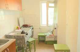 Liniste ! Spatiu verde ! Etaj intermediar ! Orientare sudica ! Zona strazii Iugoslaviei ! 