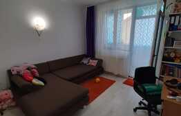 Simplu, dar cu potential, etaj intermediar, parcare, zona Terra