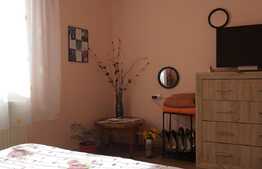 Casa situata in zona ultracentrala, 60 mp utili, curte comuna!