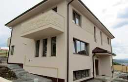 Duplex cu 5 camere, 145 mp, teren 293 mp, panorama deosebita! Zona Tauti!