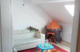 De vanzare duplex 150 mp utili, 200 mp teren, garaj!