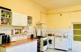 Apartament cu 2 camere la casa, pe strada Motilor, zona UMF!!