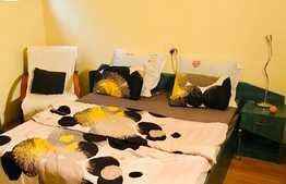 Apartament cu 2 camere la casa, pe strada Motilor, zona UMF!!