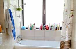 Bloc nou! Etaj intermediar! Chiriasi! La cheie! 