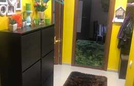 Apartament 2 camere, decomandat, 61 mp, zona Terra