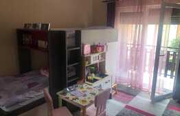 Apartament 2 camere, decomandat, 61 mp, zona Terra