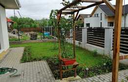 Vrei sa locuiesti in lux si sa ai o curte generoasa? Am gasit oferta potrivita!