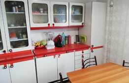 Apartament 2 camere decomandate, garaj, zona strazii Bucuresti