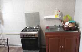 Apartament 2 camere decomandate, garaj, zona strazii Bucuresti