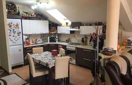 Apartament pe doua nivele, 100mp, terasa, parcare, zona frumoasa!