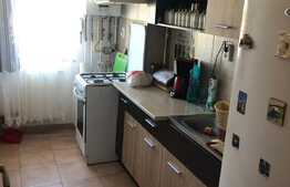 Apartament 2 camere, decomandat, zona Eroilor, Floresti