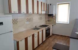 Apartament 2 camere, semidecomandat, loc parcare, zona strazii Sub Cetate!