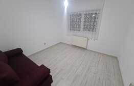 Apartament 3 camere,54 mp,intermediar, parcare, zona strazii Stejarului