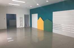 Show-room in zona semicentrala cu vad. 