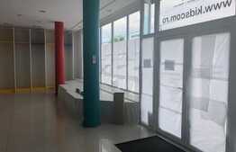 Show-room in zona semicentrala cu vad. 