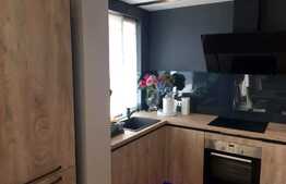 Apartament de lux cu 3 camere, 83mp, terasa, parcare cu o vedere superba asupra orasului!