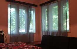 Casa la pret de apartament, curte 242 mp, zona Iulius Mall!