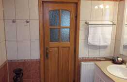 Apartament 4 camere, 110 mp, 3 locuri de parcare, zona UMF ! 