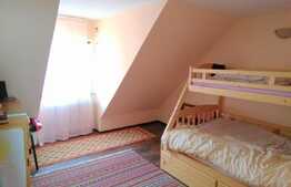 De vanzare triplex, 3 camere, 84 mp, teren de 30 mp! Zona strazii Eroilor!