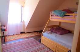 De vanzare triplex, 3 camere, 84 mp, teren de 30 mp! Zona strazii Eroilor!