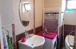 Apartament 3 camere, 80mp, AC, scara interioara, zona Lidl