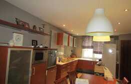 Casa de vanzare in cartierul Buna Ziua!  