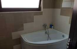 Apartament 3 camere, 63mp, loc parcare, etaj intermediar, zona strazii Sub Cetate!