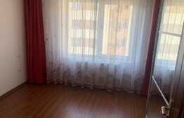 Apartament 3 camere, 60 mp, etaj intermediar, zona Terra