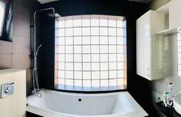 Apartament pe doua niveluri, doua balcoane si o terasa de 40 mp, zona strazii Mircea Eliade!