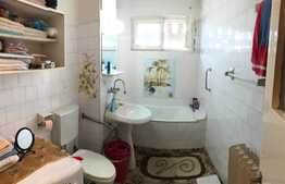 Apartament 4 camere, 79 mp, zona Mcdonald's