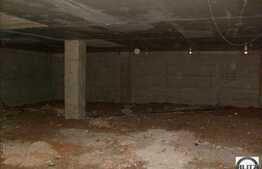 Apartament  cu terasa de 40 mp, 106 mp utili, la 5 min de centrul orasului!!