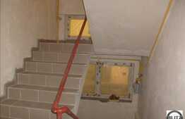 Apartament  cu terasa de 40 mp, 106 mp utili, la 5 min de centrul orasului!!