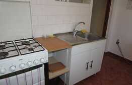 Apartament 2 camere, decomandate, decent, zona The Office
