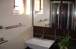 Apartament 3 camere, finisaje moderne, etaj intermediar, garaj si pivnita in zona strazii Bucium