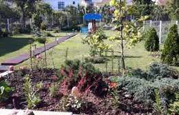 Casa de vanzare 183 mp, teren 400 mp, zona de case!